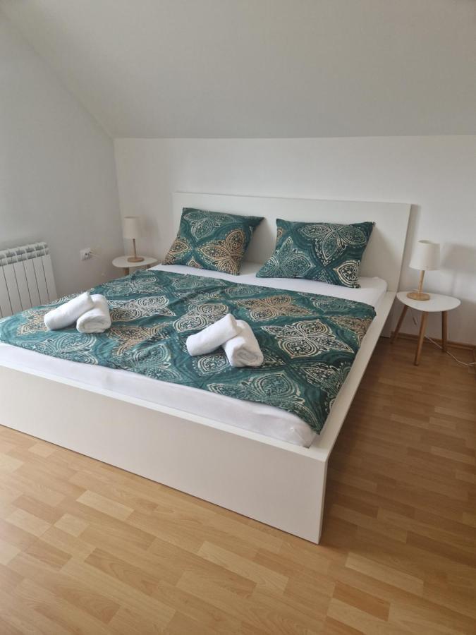 Green House Apartment Pivka Εξωτερικό φωτογραφία